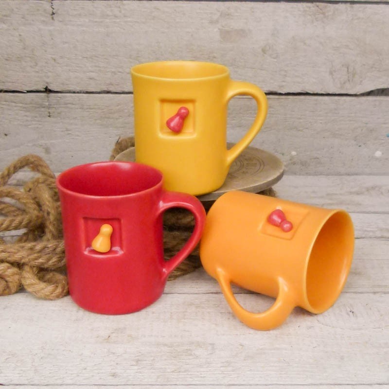 Fenstertasse mit Henkel und Pöppel