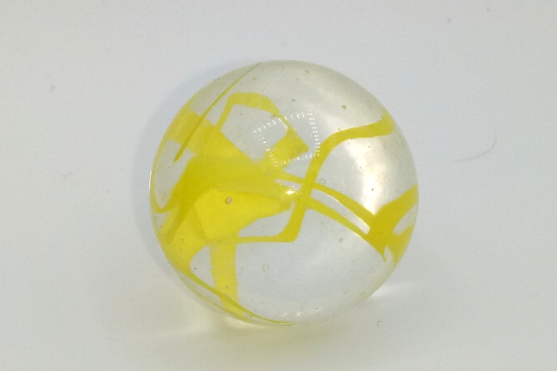 Glasmurmel gelb