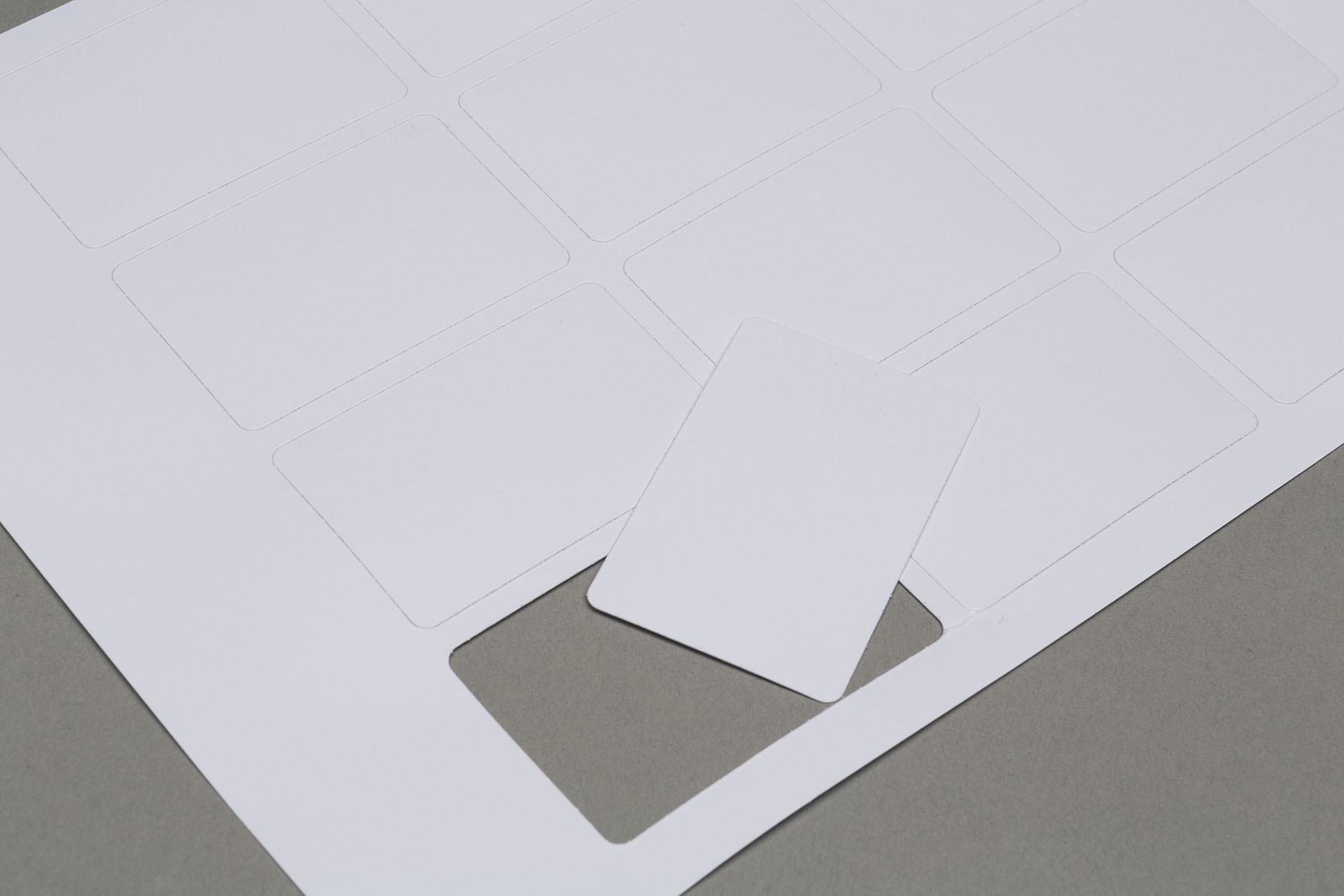 Karten auf Trägerpapier - kleine Karten