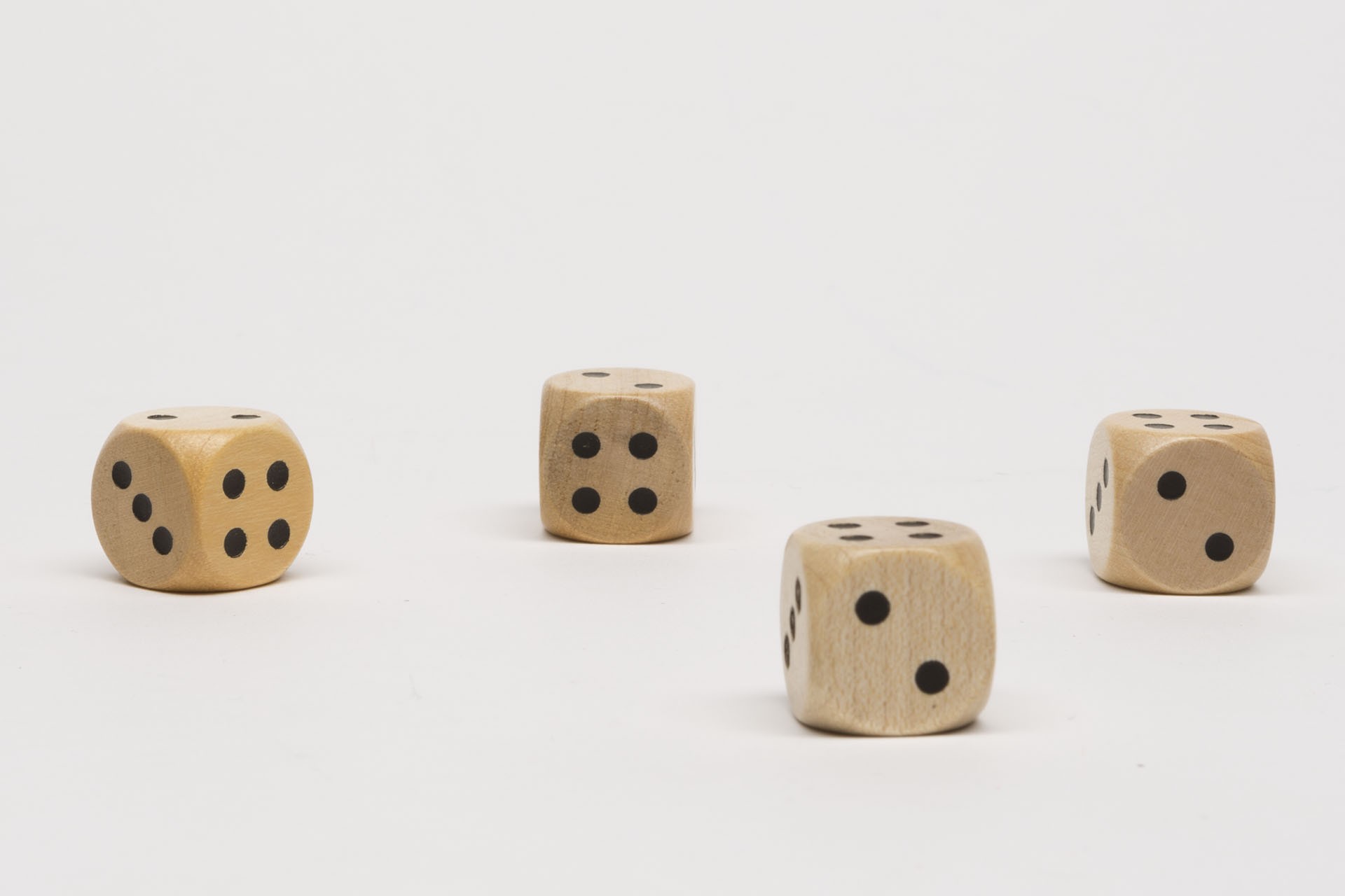 Würfel 2-2-3-3-4-4