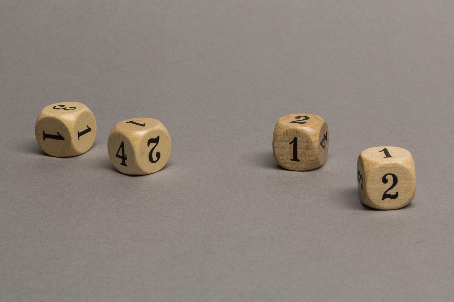 Würfel 1-1-2-2-3-4