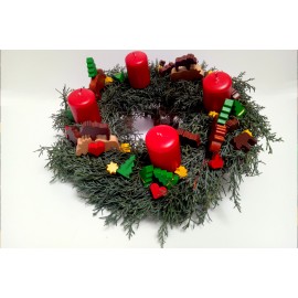 Adventskranz mit Spielmaterial