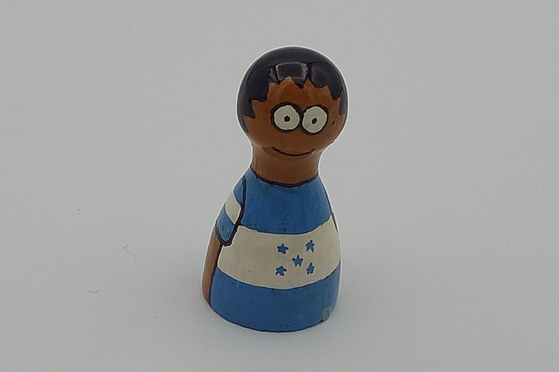 Handpainted pawns - Honduras
