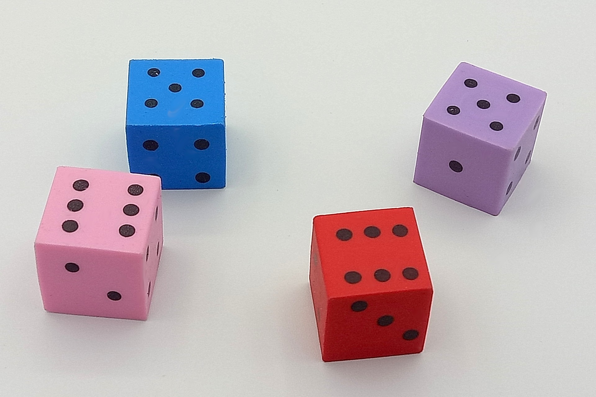Set eraser dice - 4 pieces