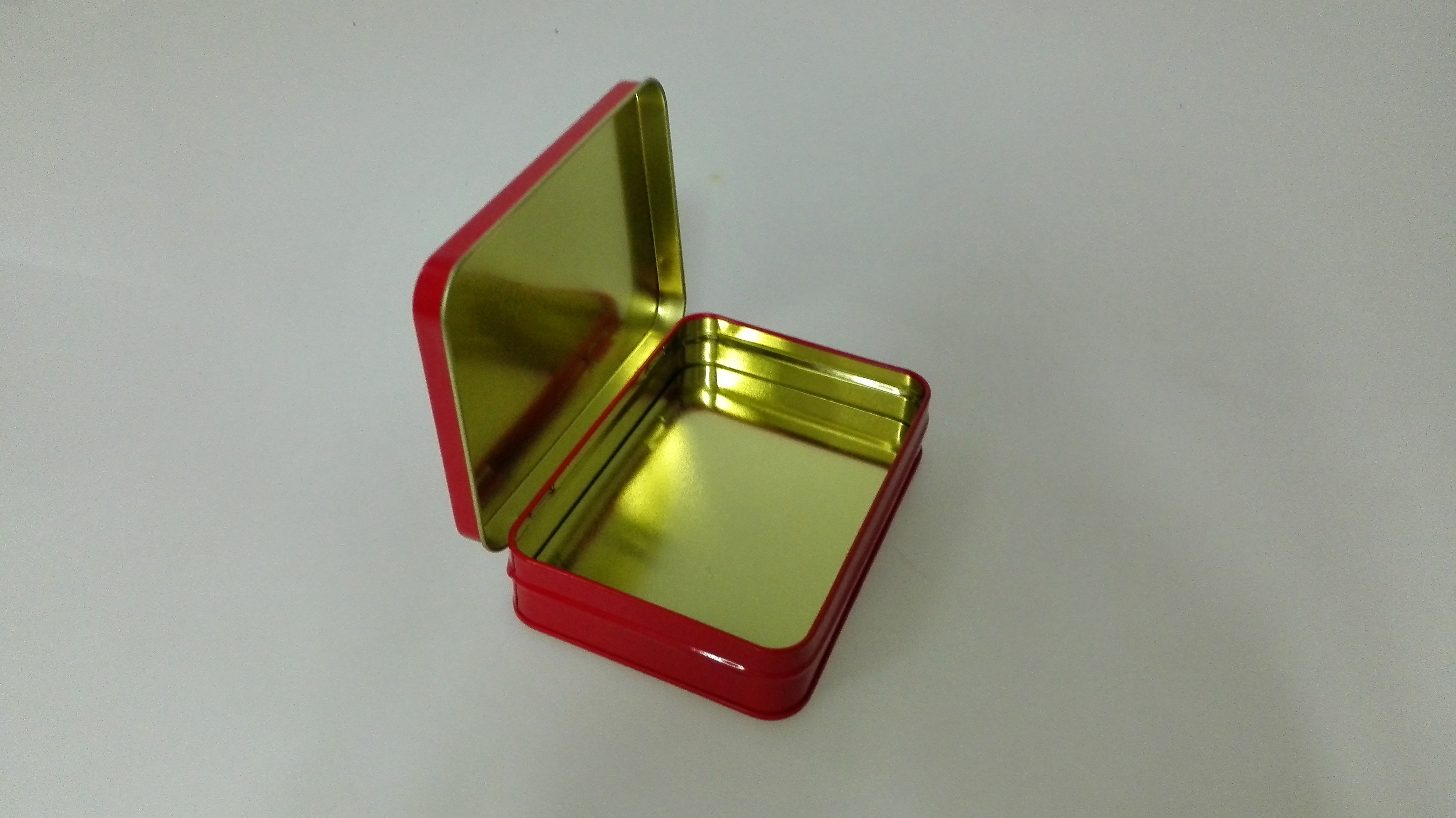Metal box red