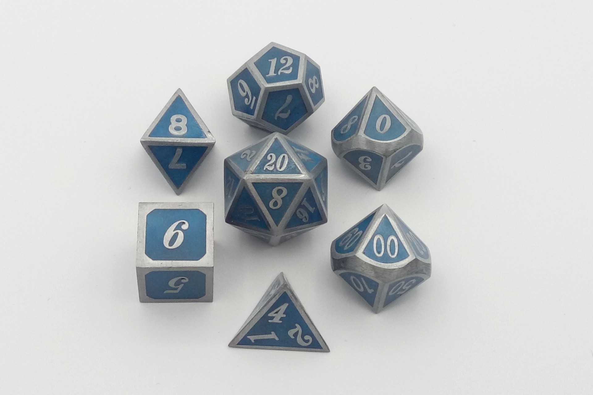 Glow in the Dark Metal Dice Set- blue