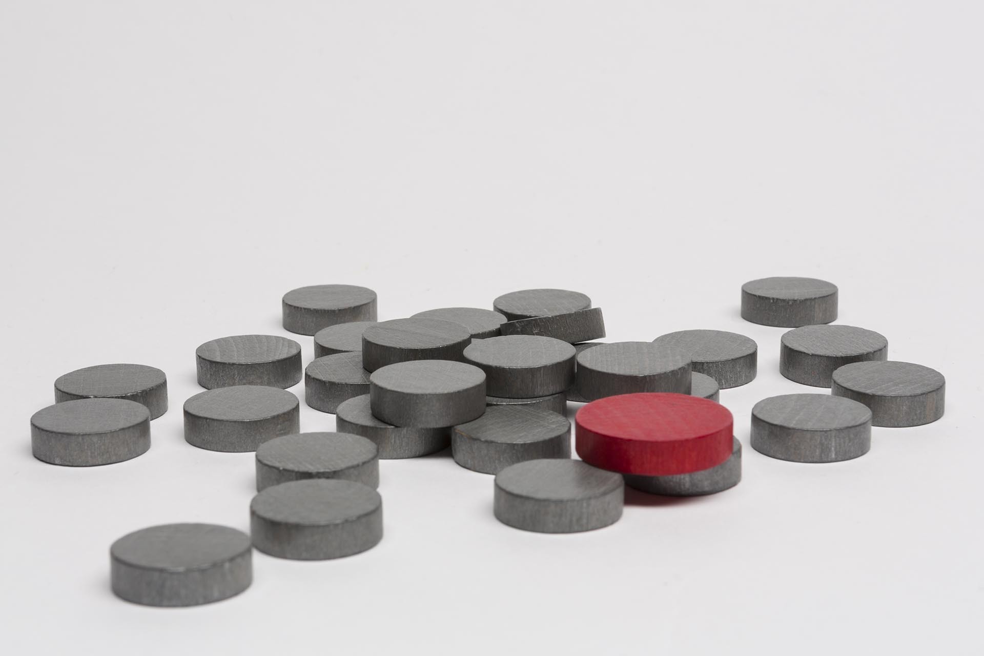 Wooden discs silver
