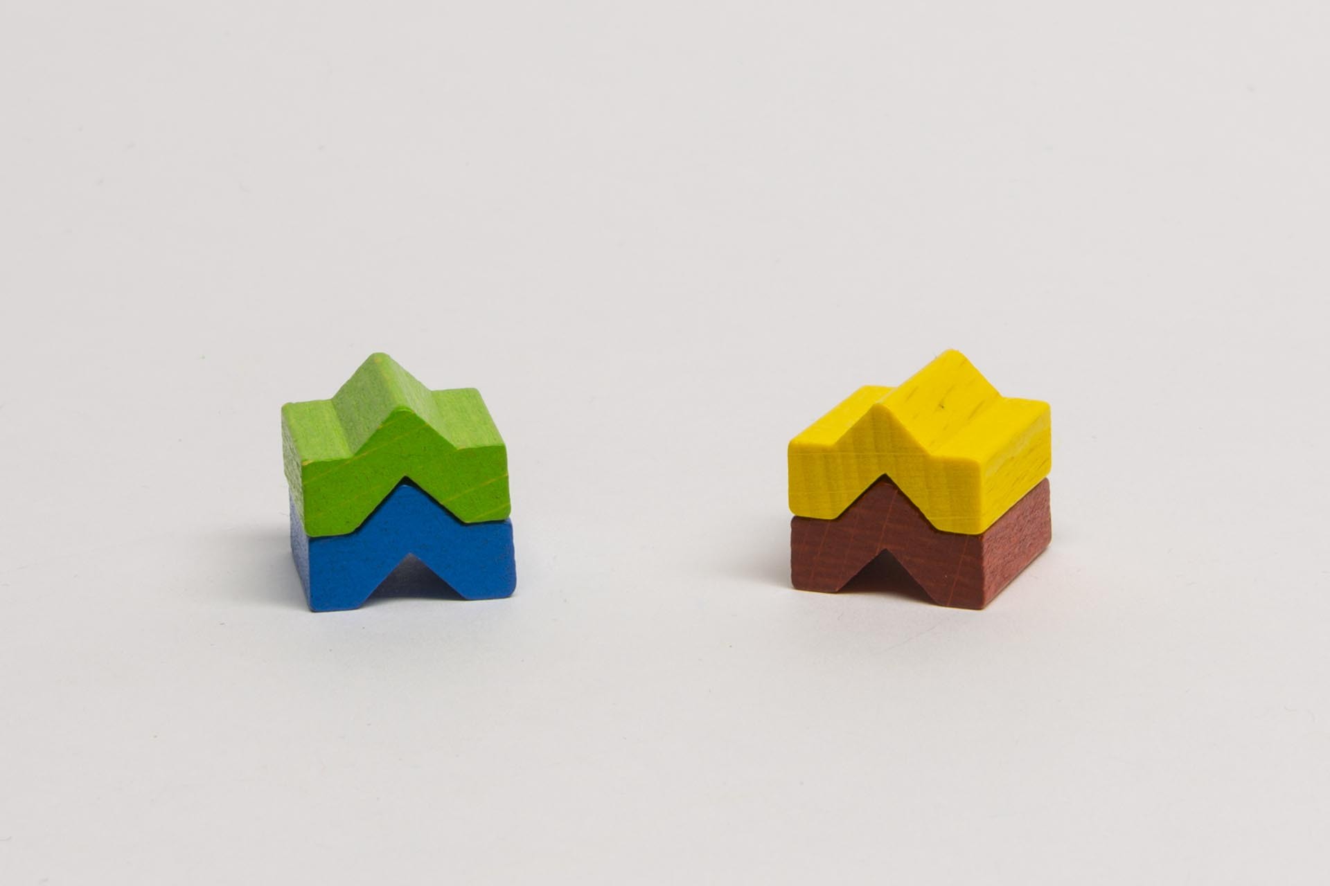 Roof, stackable wooden parts
