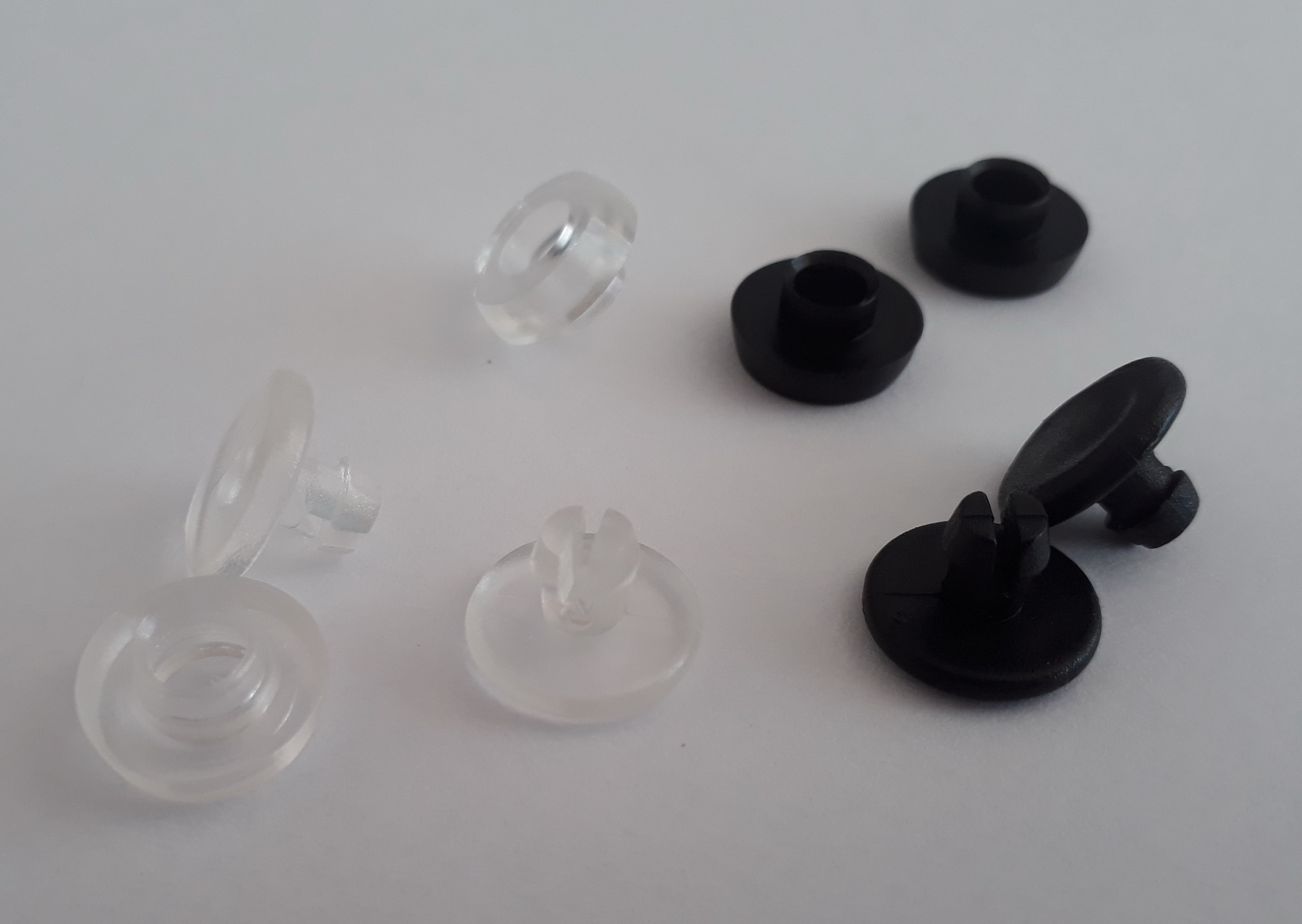 combinder, snap studs