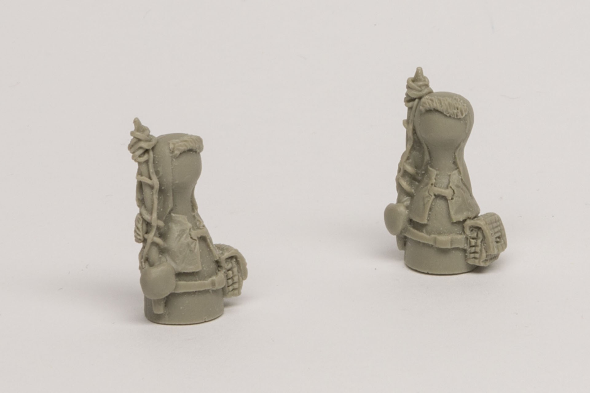 Twinples unpainted - fisher with basket