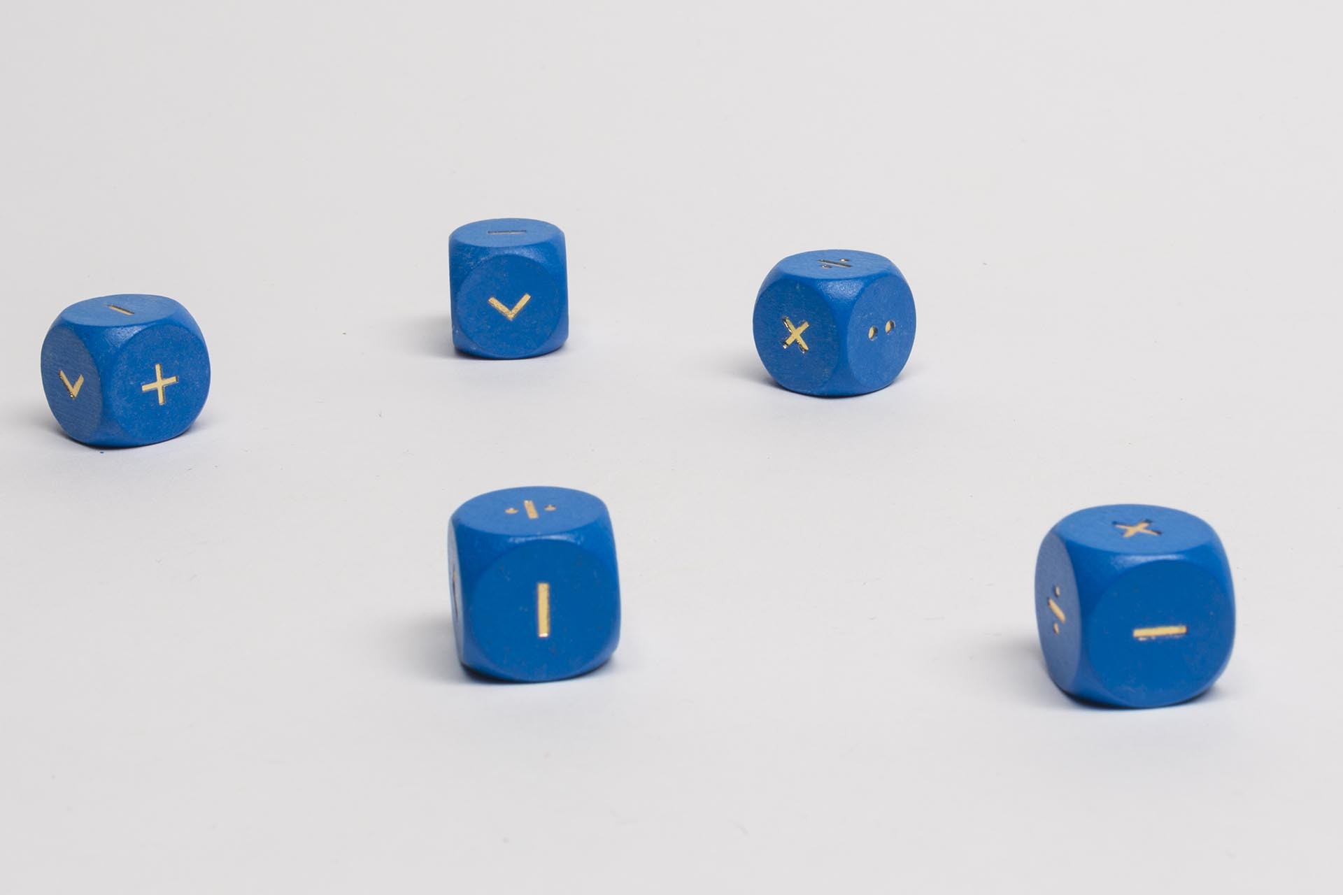Math dice operators type 4