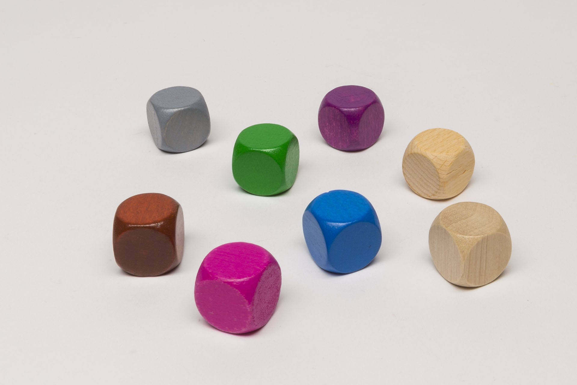plain dice of width 16 mm