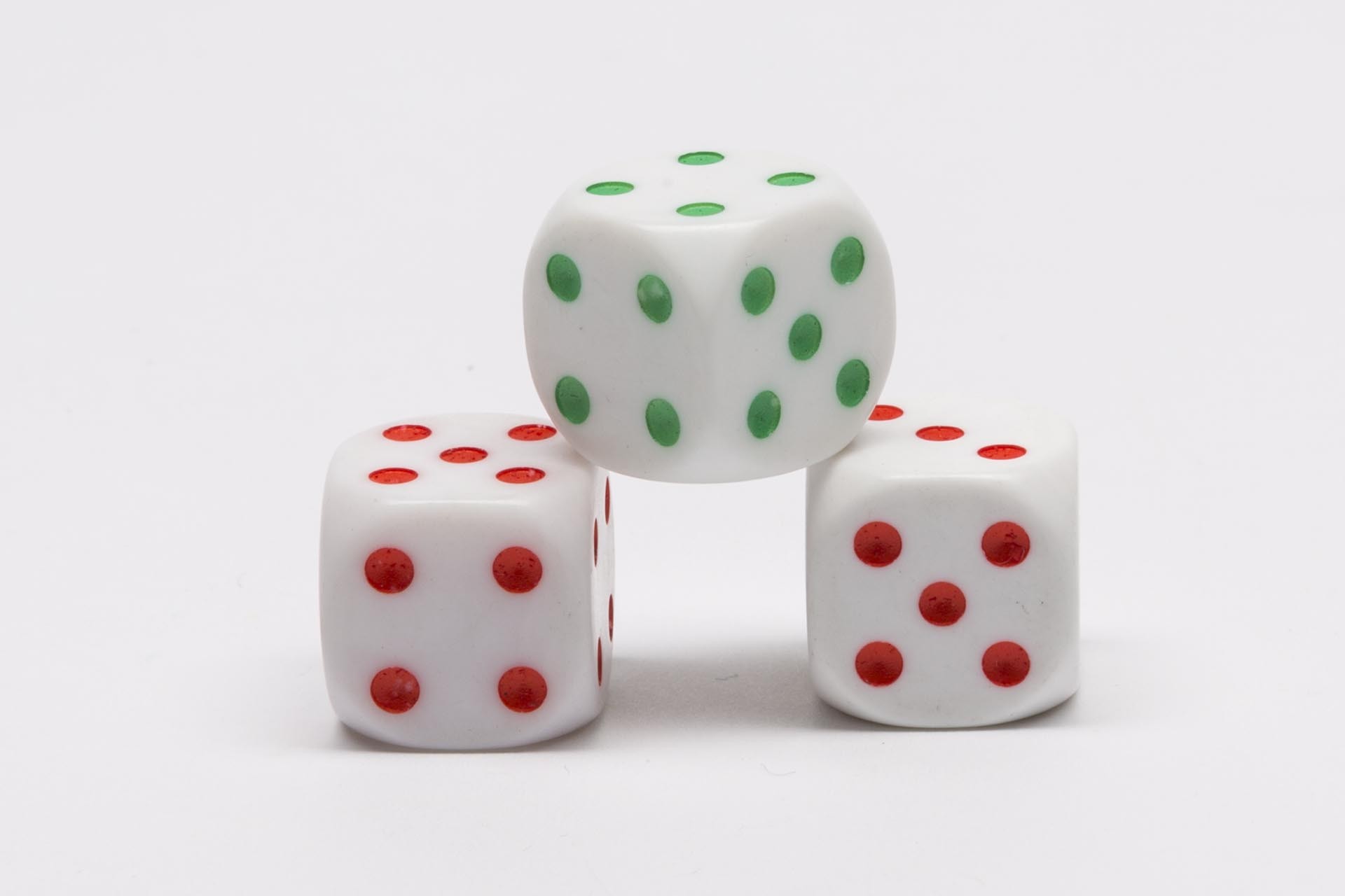 Set dice 2-3-3-4-4-5