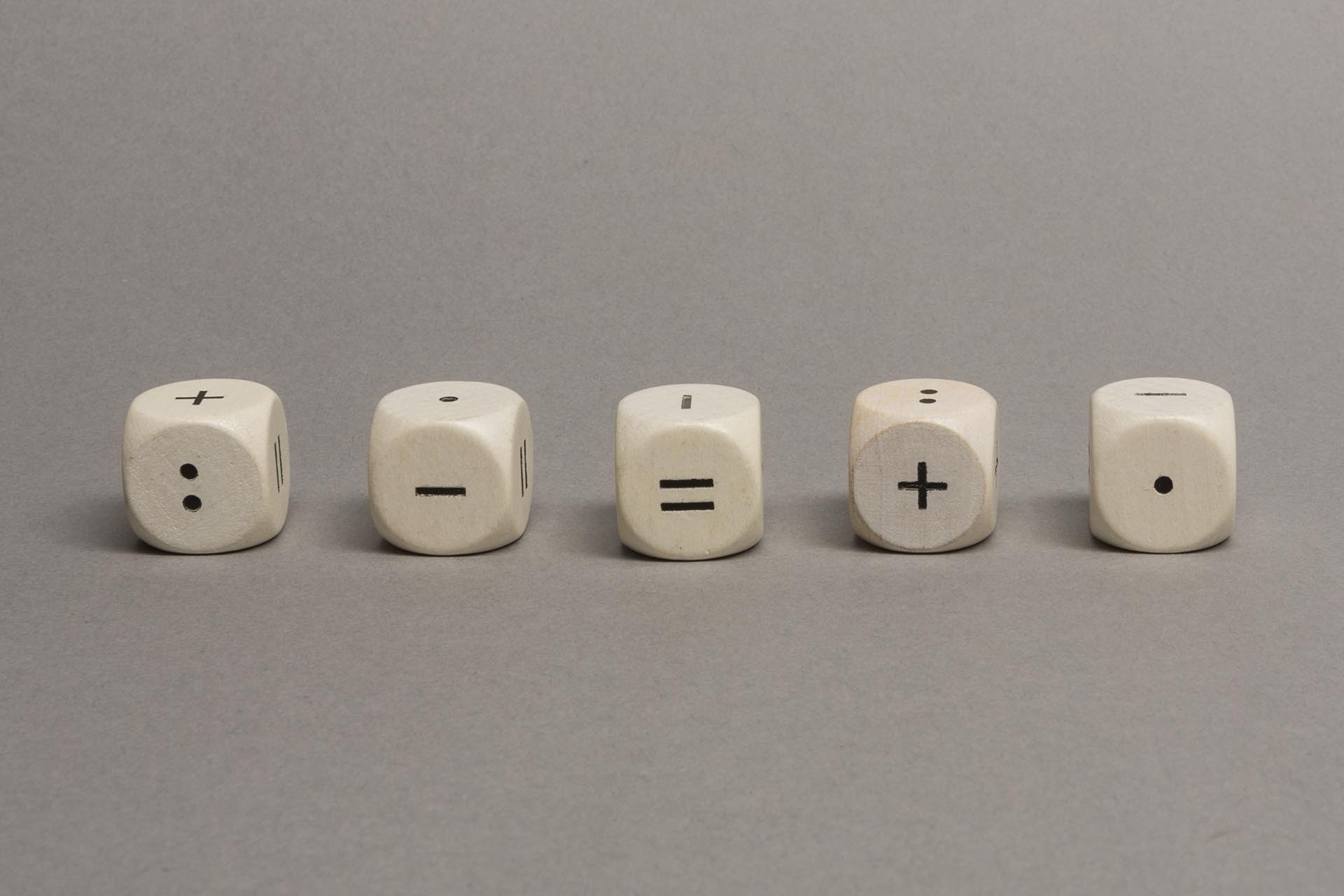 Math dice operators type 5