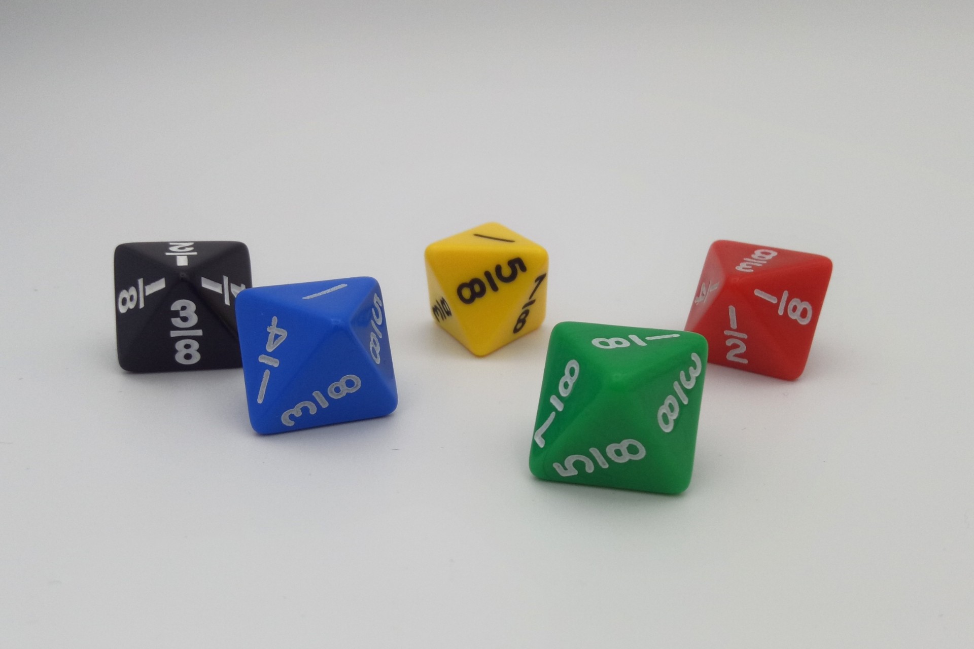 Fraction dice plastic 8-sided