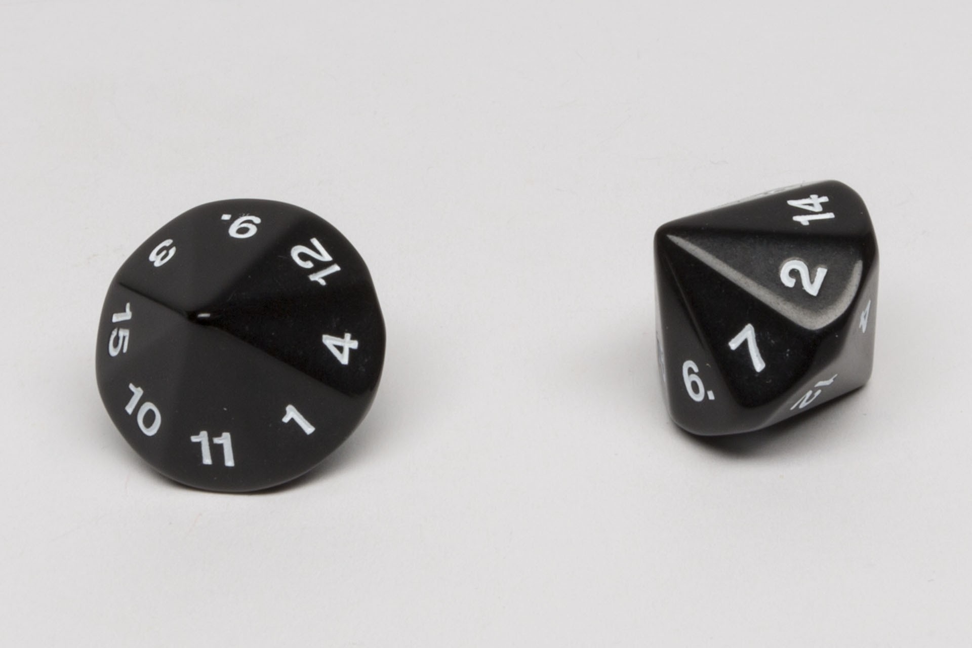 16-sided dice 1-16