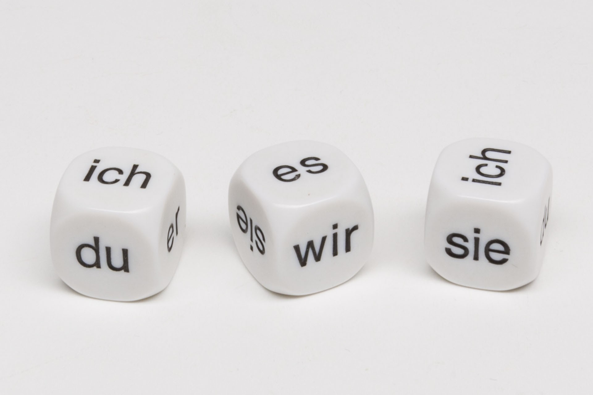 Pronoun dice