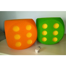 Foam dice 16 cm